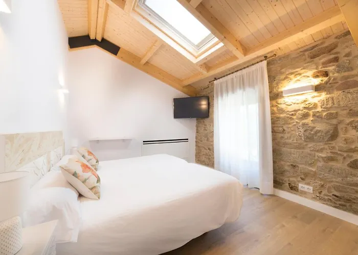 Landras De Compostela * سانتياغو دي كومبوستيلا